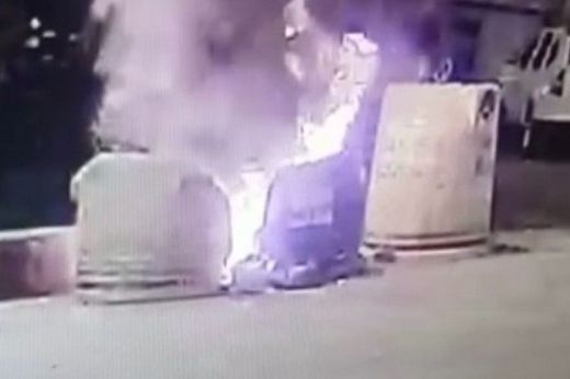 Vádat emeltek a kukagyújtogató ellen. Ezt mondta a vallomásában - VIDEÓ
