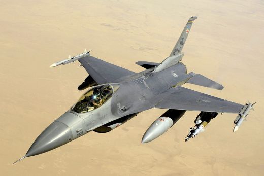 Hollandia további hat F-16-os vadászgépet küld Ukrajnának