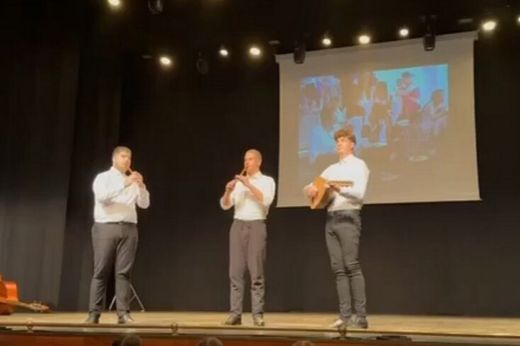 Kiemelt arany minősítést kapott a Rekettye kamara és a Komák zenekar - Videó