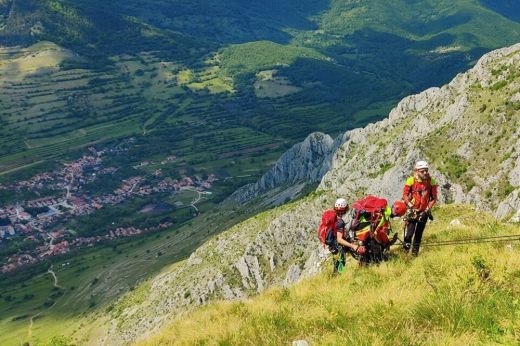 Négyéves gyerekkel rekedt a Székelykő kőfolyásán egy turista, a Salvamont közbelépésére volt szükség