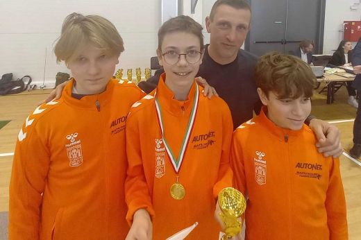 Három arany- és négy bronzéremmel zárták a szatmári vívók a magyarországi versenyt