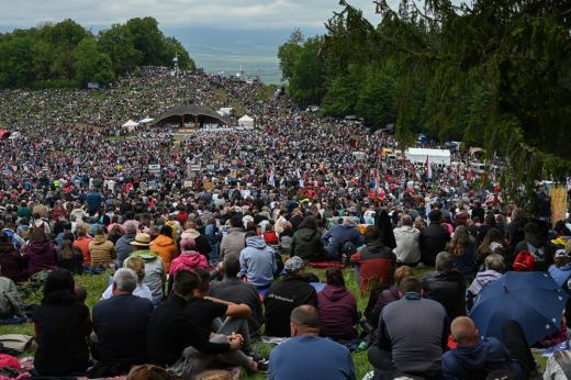 Csíksomlyói szónok: csak éltető és élő, tevékeny hittel lehet békét teremteni