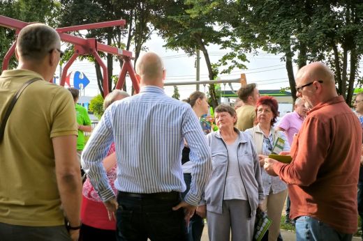 Ezúttal a Károlyi úton tartott lakossági fórumot Kereskényi Gábor