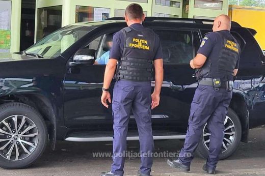 Valamire csak jó a határellenőrzés: hamis jogosítványra és lejárt rendszámra akadtak