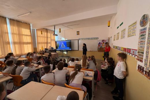 A gyerekek biztonsága nem játék: folytatódik a rendőrség oktatási kampánya