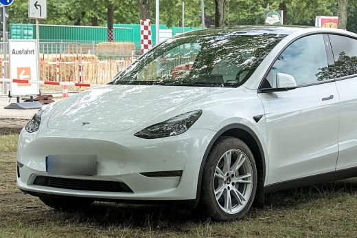 Árat csökkent a Tesla