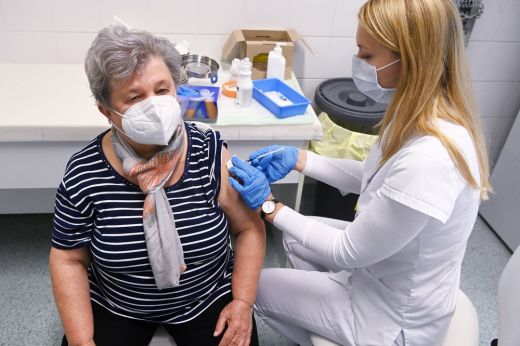 Több mint 11.000 influenza elleni vakcina érkezett Szatmár megyébe