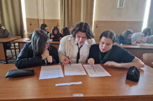 Emlékezzünk az aradi vértanúkra! Történelmi-irodalmi vetélkedő a Kölcseyben