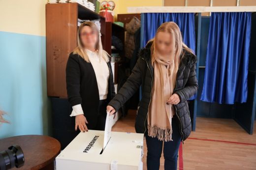 Államfőt választ Románia! Szatmár megyében 10 óráig alig több mint 21 ezren adták le a voksukat