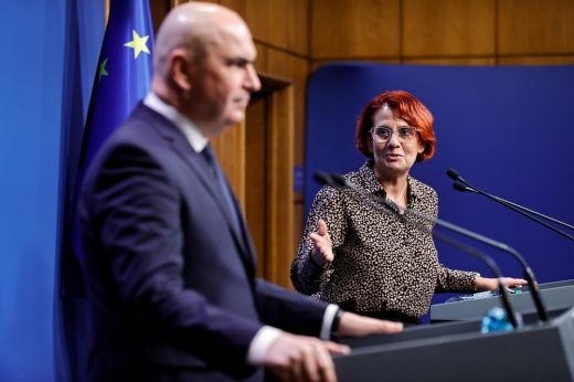 A miniszerelnök szerint a menthetetlen állami vállalatokat be kell zárni