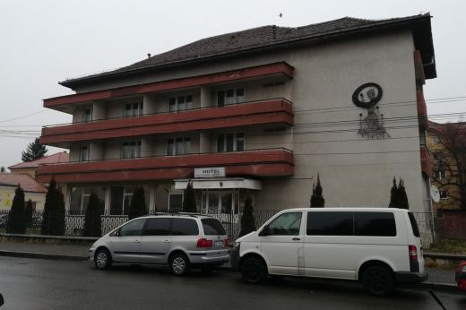 Több éves huzavona után sínre került a Sport Hotel felújítása: aláírták a finanszírozási szerződést