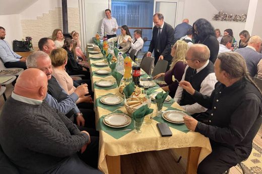 Presbitercsaládok ünnepi találkozóját tartották Apában