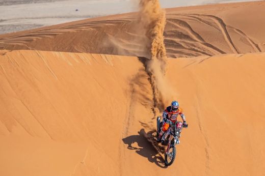 Pihenő után, egy szenzációs menettel a 21. helyre került a szatmári motoros legenda