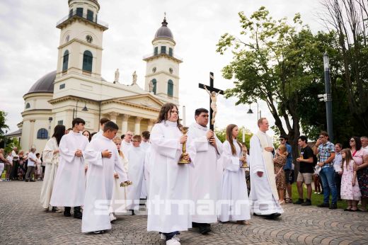 Vasárnap tartották az Egyházmegyei Jézus Szíve búcsút Szatmárnémetiben - Képgaléria