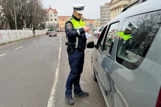 Két évre eltiltották a vezetéstől a sokadik alkalommal nyakon csípett sofőrt