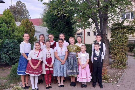 Zajlik az Őszirózsa Népdaléneklő Verseny országos döntője