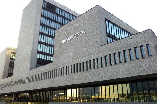Europol: 51 szexuálisan kizsákmányolt gyermeket azonosítottak nemzetközi művelet keretében
