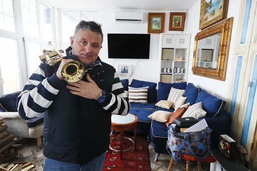 Galambos Lajcsi bejelentette visszavonulását, koncertjeit lemondta, az utolsó buli volt a hétvégén, Tatabányán