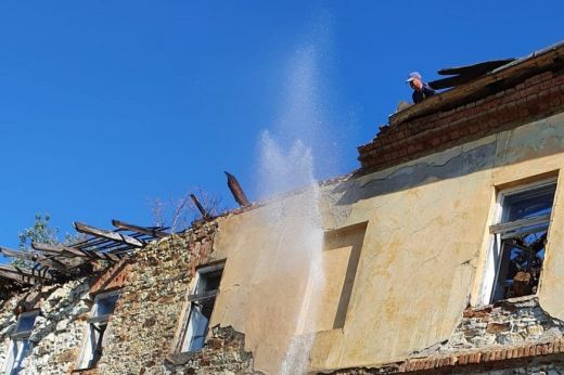 Elhagyott épülethez riasztották a Szatmár megyei tűzoltókat