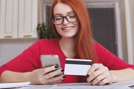 Júniusban 5176 lejre nőtt a nettó átlagkereset