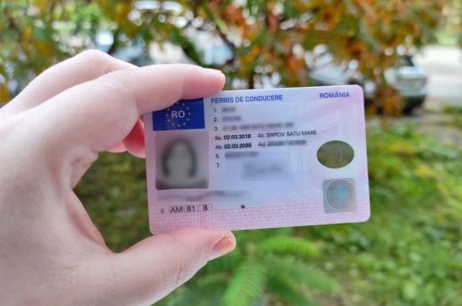 Elítélték a férfit, aki Facebookról vásárolt magának hamis jogosítványt