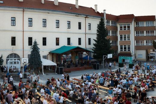 Közeleg a 33. Véndiáktalálkozó. Már lehet termet és asztalt foglalni