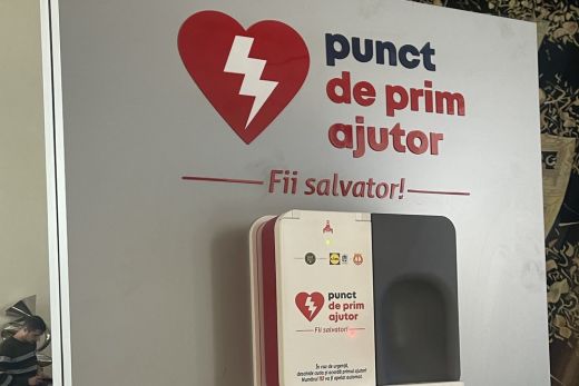 Elkezdődött az utcai automata defibrillátorok országos hálózatának kialakítása
