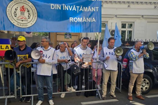 Hăncescu: idén a kormány- és az elnöki palota előtt lesz a tanévnyitó