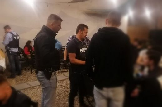 Keményen ráálltak a rendőrök a drogfogyasztókra