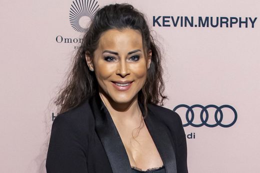 Bemutatta a kutyáinak a kisfiát Tornóczky Anita – fotó