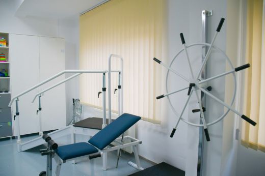 Rehabilitációs központot korszerűsítettek Szatmárnémetiben
