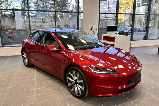 Alkalmazottai tíz százalékát készül elbocsátani a Tesla