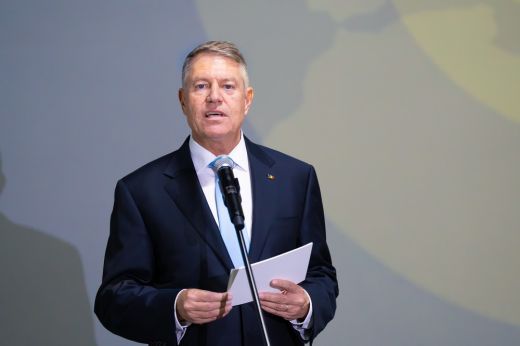 Iohannis megtámadta az alkotmánybíróságon a törvényt, amely szerint B kategóriás jogosítvánnyal motorkerékpárt is vezetni lehet