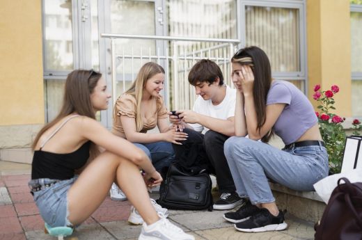 Már (kis)kamasz?! Most mi lesz??? – interaktív előadás Szatmárnémetiben