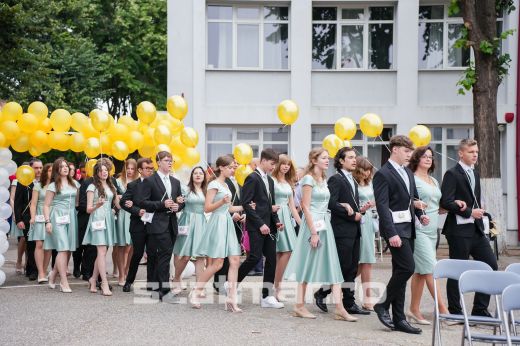 Új életszakasz veszi ma kezdetét számotokra – 62 nyolcadikos diákjától búcsúzott a Rákóczi Ferenc Általános Iskola - Képgaléria