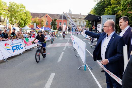 Nemzetközi verseny Szatmárnémetiben