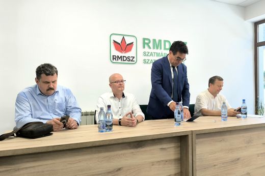 Kampányrajt Erdélyben: érvényes szavazatot minden magyar állampolgártól
