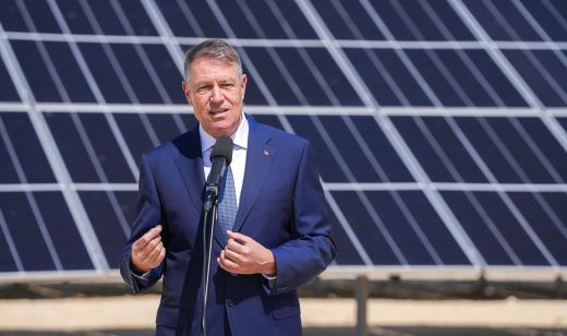 Klaus Iohannis: amíg van beleszólásom, nem lesznek bércsökkentések a közszférában