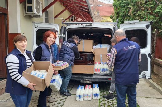 Kis segítség a nagy bajban - Amennyi egy kisfurgonba befér