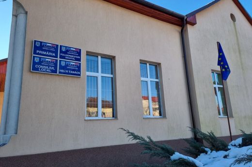 Sárközújlak. Pályázati pénzből új közterület-fenntartó munkagépeket  vásárolnak
