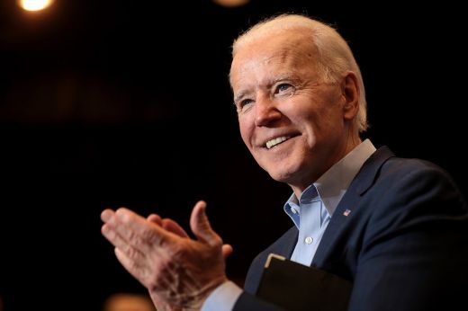Joe Biden visszalépett az elnökjelöltségtől és Kamala Harrist támogatja új jelöltként