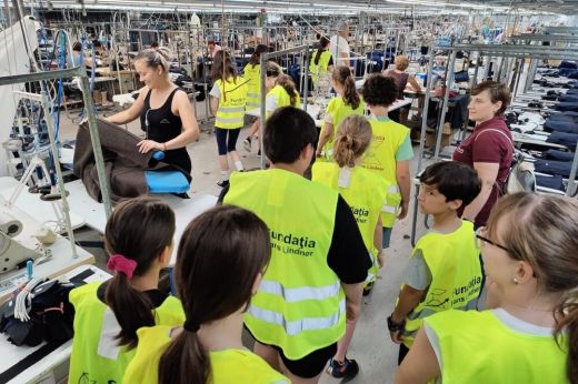 Élményekre épülő szakmaválasztás: építőipari vállalatnál, varrodában és egy kreációs cégnél jártak a gyerekek