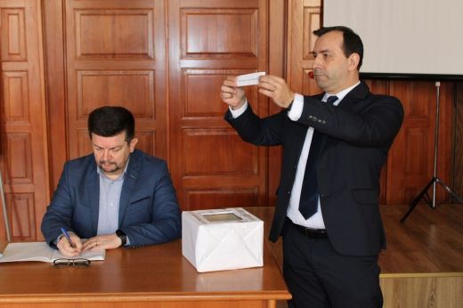 Zajlik a felkészülés a májusi államfőválasztásra