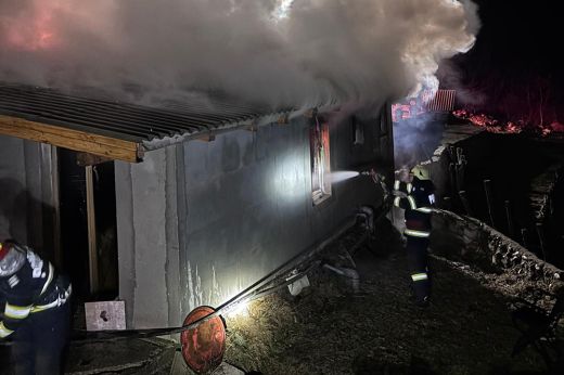 Csengerbagosi gazdaságban ütött ki tűz szombat éjszaka