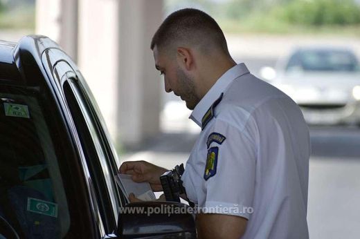 Külföldre menekült volna a börtön elől, már a határon elkapták
