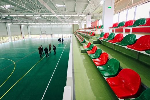 Megtörtént a lázári sportcsarnok műszaki átadása - Képgaléria