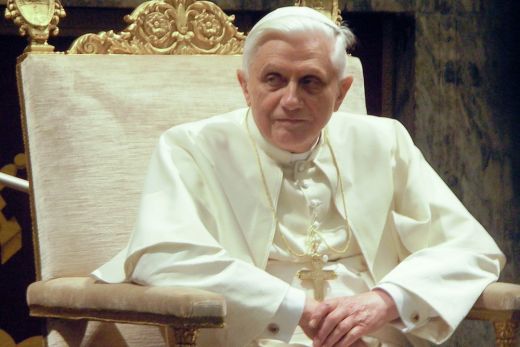 Ferenc pápa bejelentette, hogy XVI. Benedek nagyon beteg
