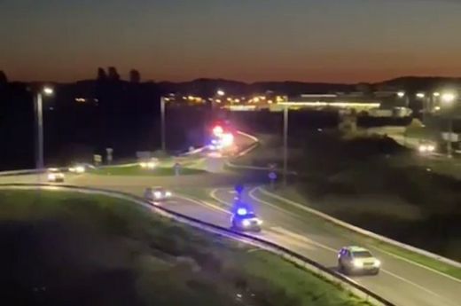 Korán volt az ébresztő! Erőszakos bűncselekmények miatt razziázott Szatmárzsadányban a rendőrség