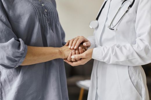 Július elsejétől az egészségbiztosítási jogviszonnyal nem rendelkező személyek is ingyenes szűréseket vehetnek igénybe
