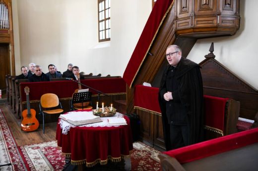 Megújult a templombelső Aranyosmeggyesen